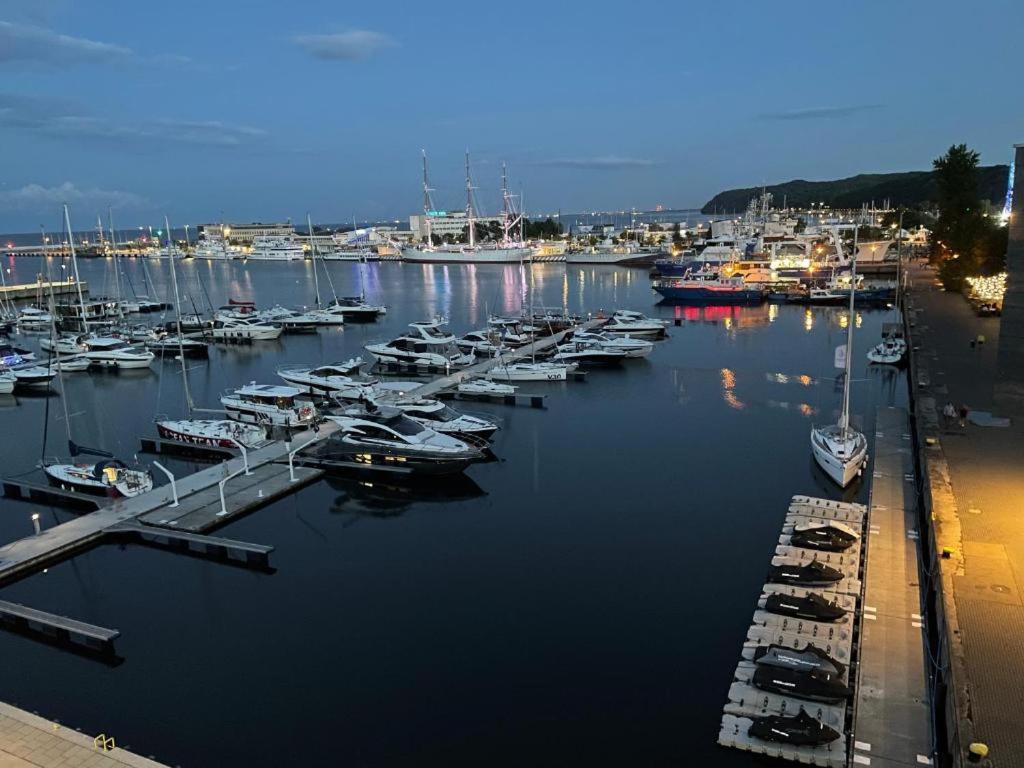 Apartament Faltom 26 Yacht Park Z Tarasem Gdynia Exterior photo