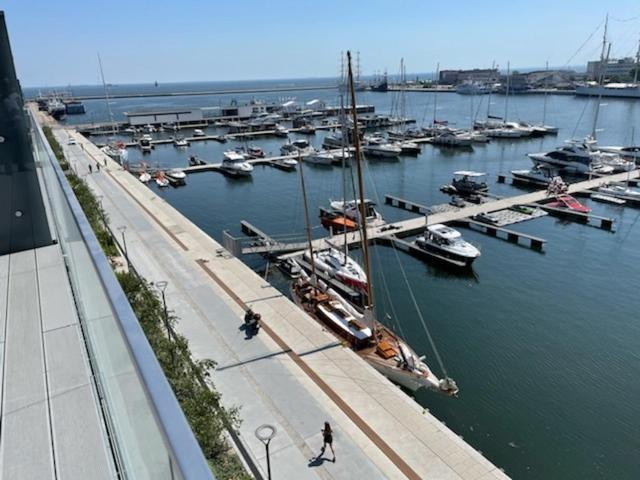 Apartament Faltom 26 Yacht Park Z Tarasem Gdynia Exterior photo